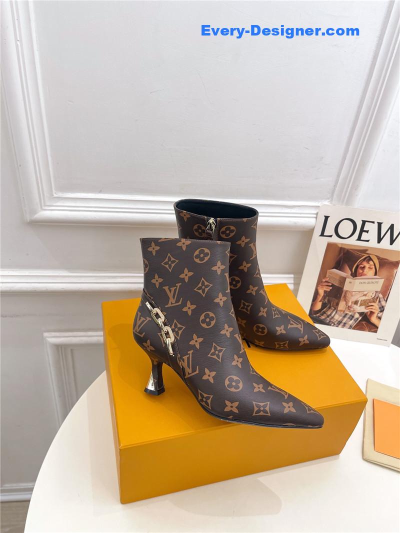 l0vis Vvtt0n lv small square toe metal heel boots