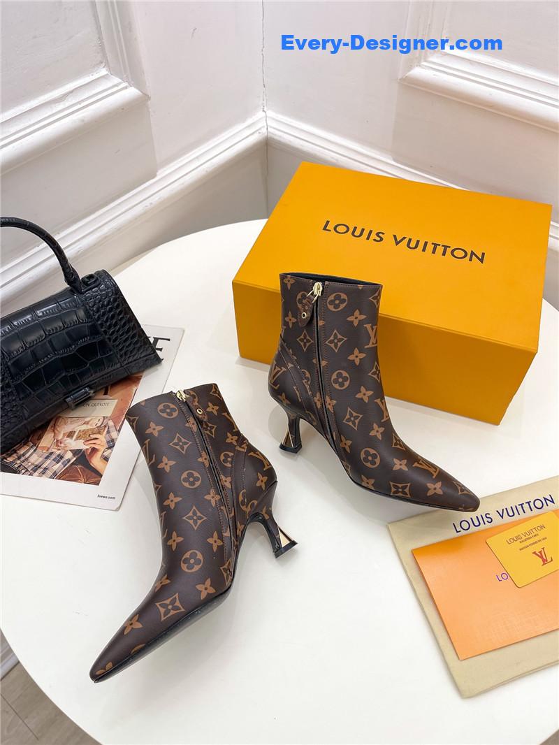 l0vis Vvtt0n lv small square toe metal heel boots