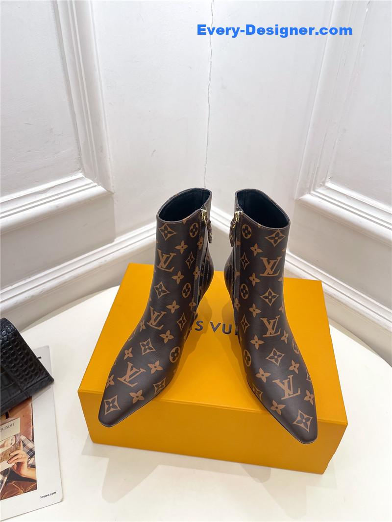 l0vis Vvtt0n lv small square toe metal heel boots