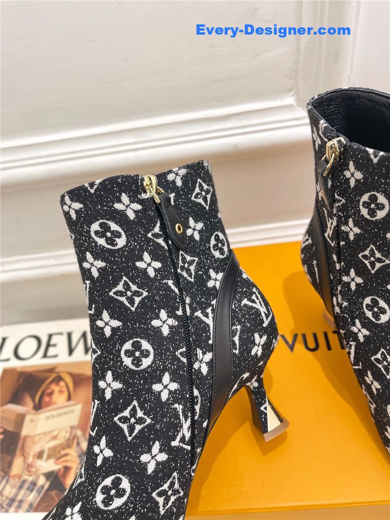 l0vis Vvtt0n lv small square toe metal heel boots