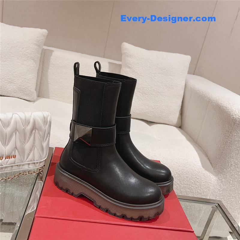 Va1e*ntin0 rivet short nude boots