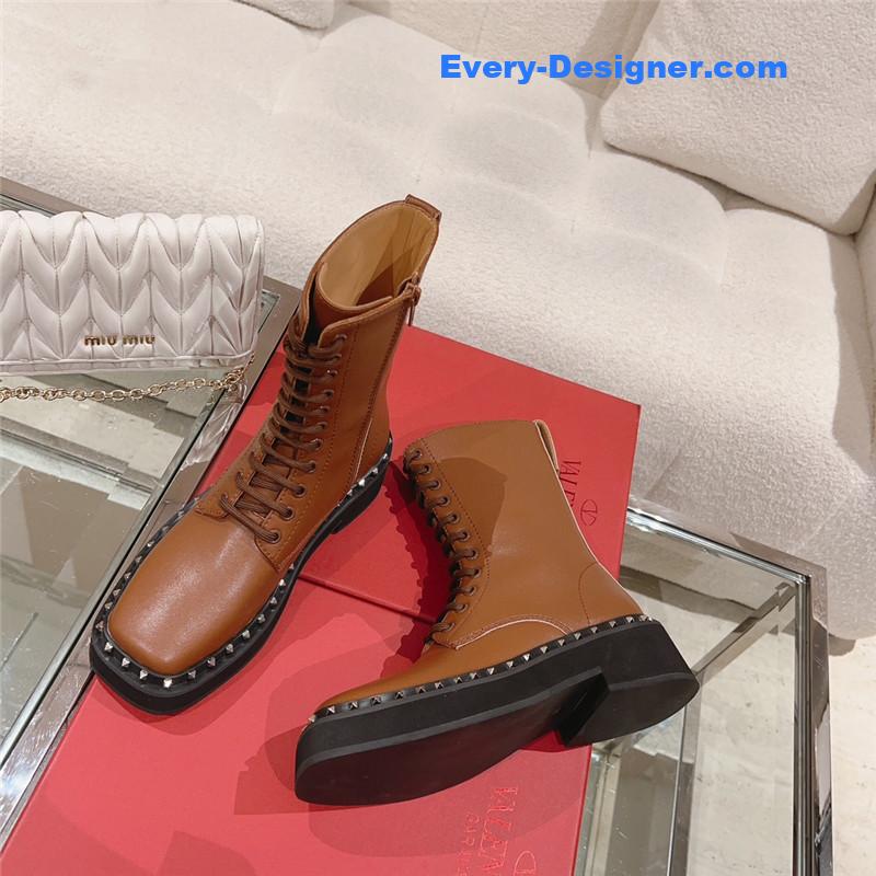 Va1e*ntin0 rivet lace-up boots