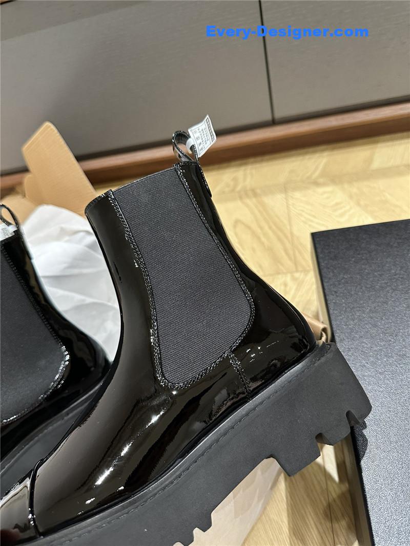 CC chelsea boots