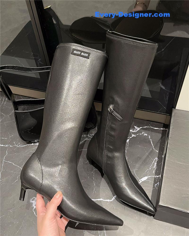 miumiu new elastic pointed toe leg-lengthening high boots