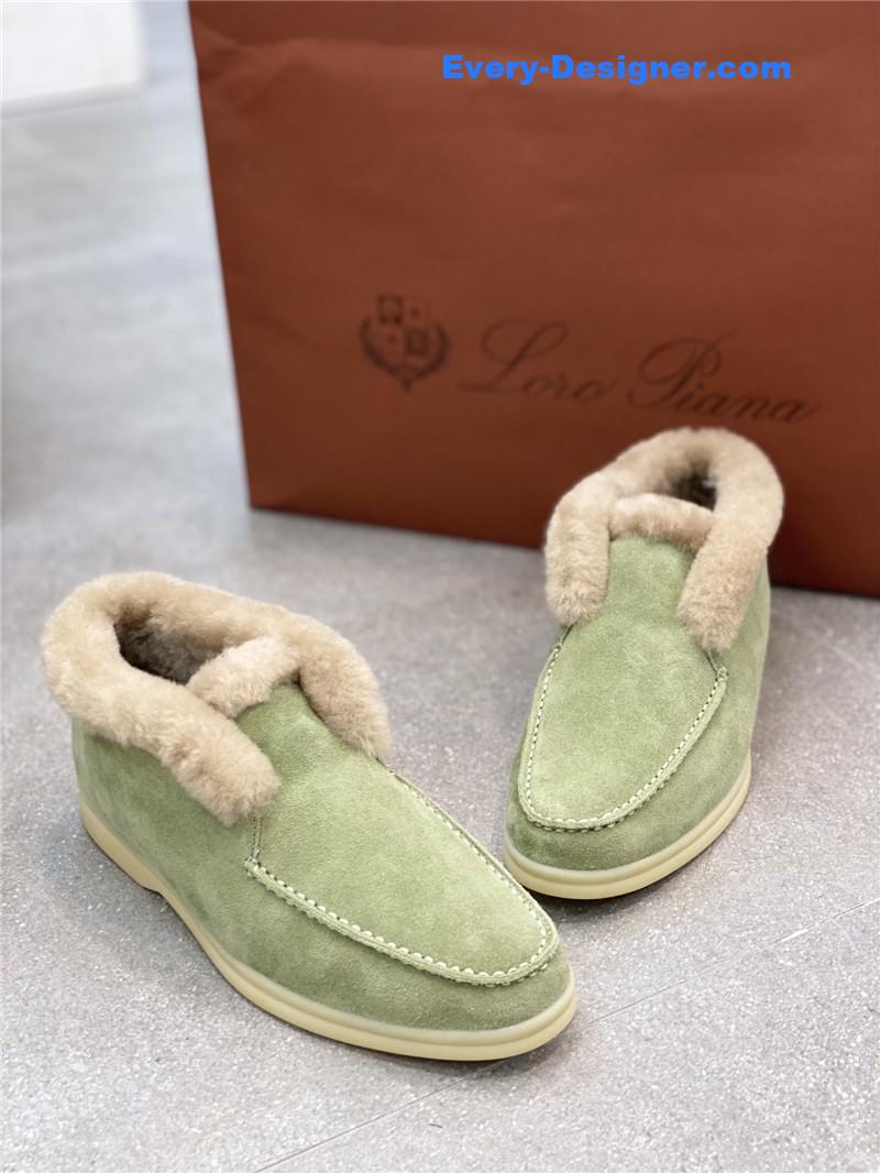 L0r0 P1ana new snow boots