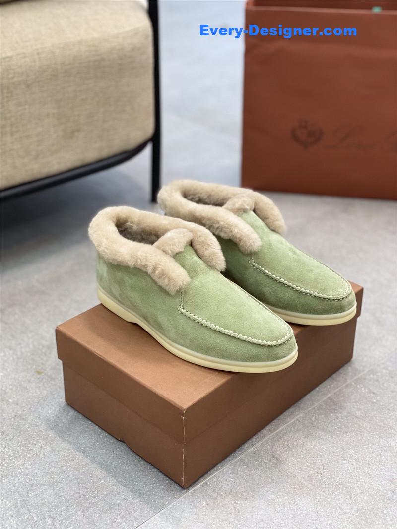 L0r0 P1ana new snow boots