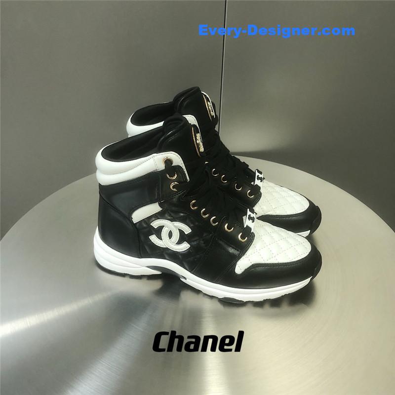 Chanel black and white panda rhombus casual sneakers