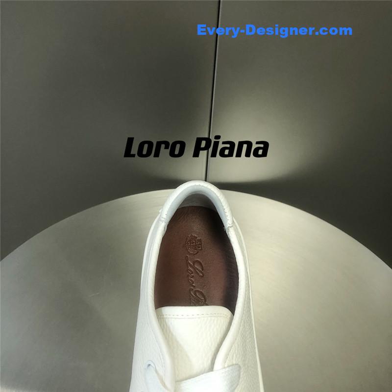 L0r0 P1ana new white shoes