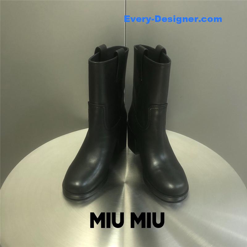 M1um1u thick heel short boots