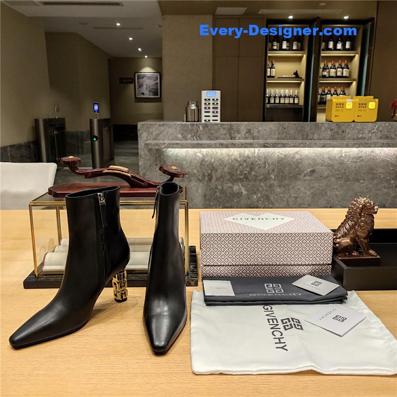 Givenchy G heel small square toe short boots