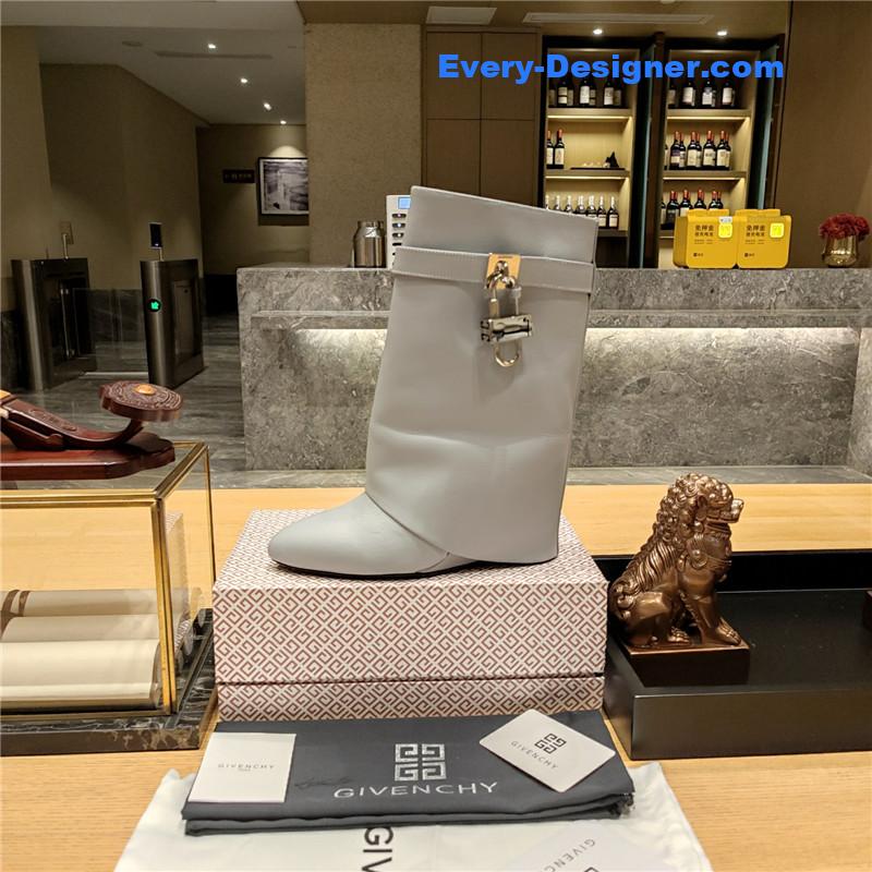 Givenchy cropped leg boots