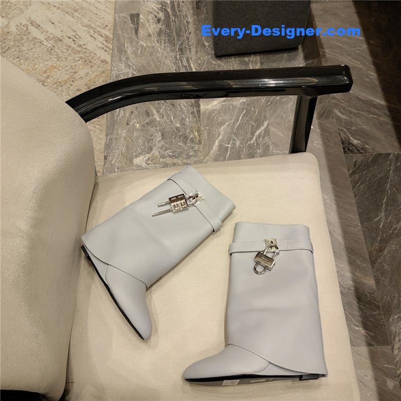 Givenchy cropped leg boots