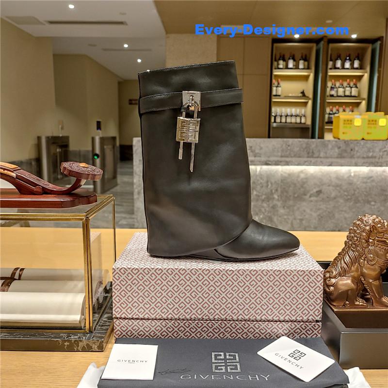 Givenchy cropped leg boots