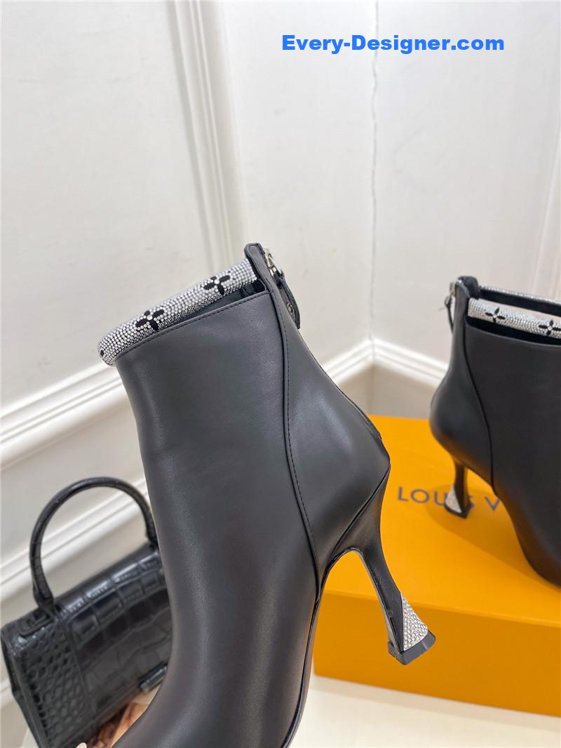 l0vis vvtt0n lv small square toe D1am0nd heel boots