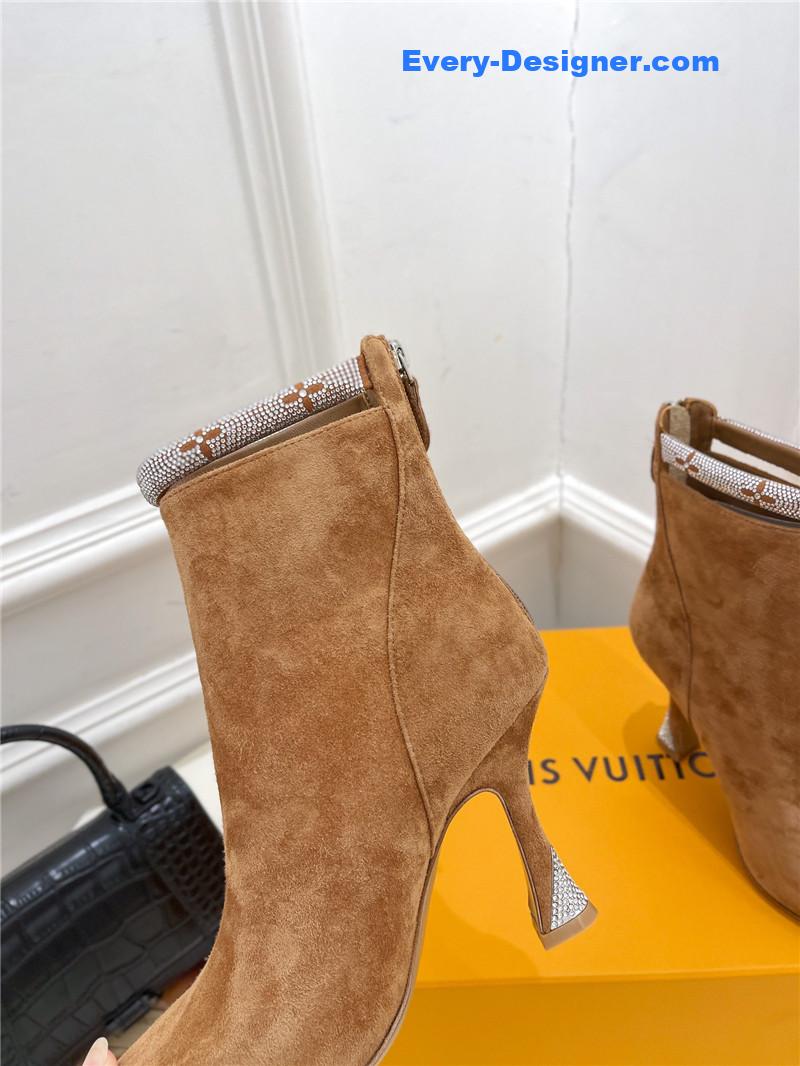 l0vis vvtt0n lv small square toe D1am0nd heel boots