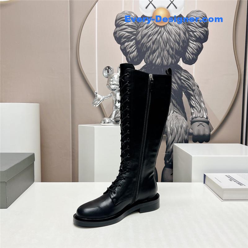 Ba1en*iaga round toe buttoned boots