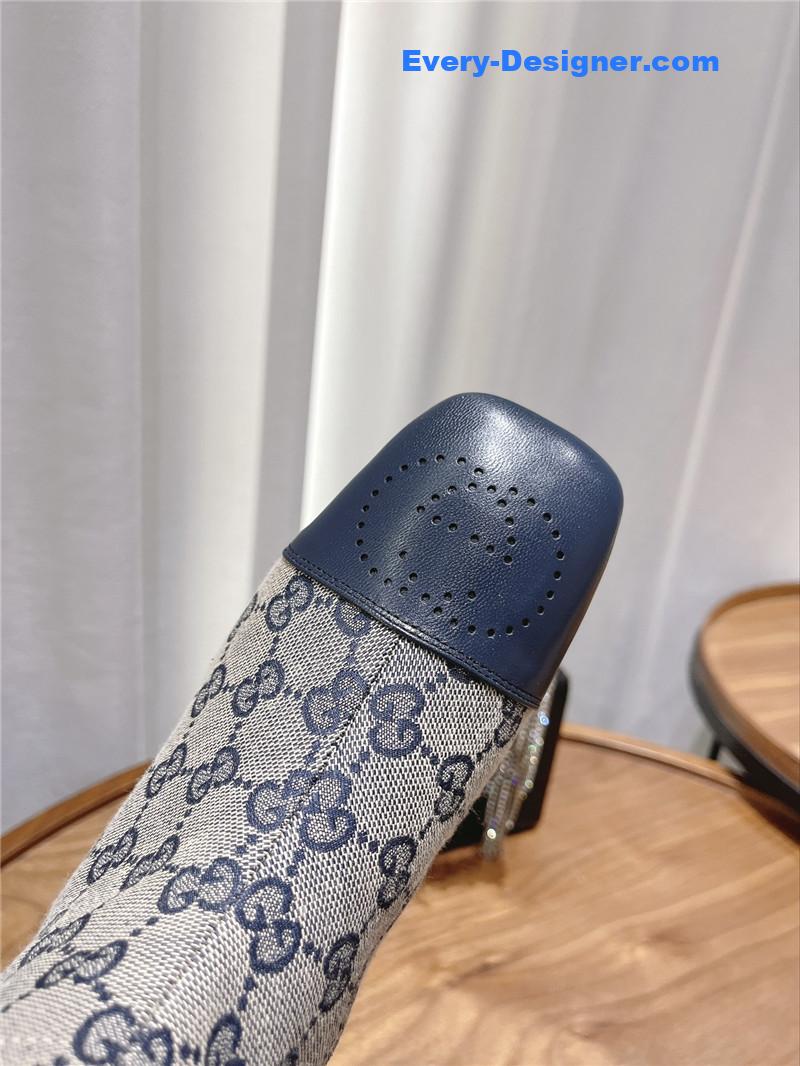 Gvc*1 side buckle ankle boots