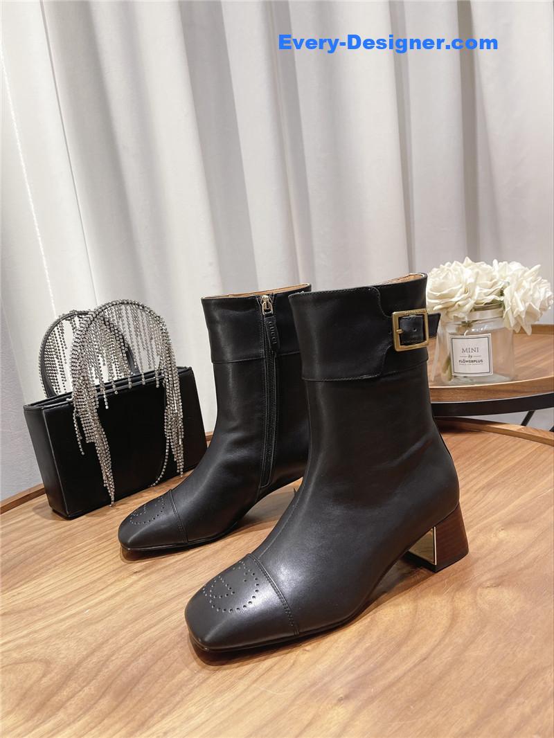 Gvc*1 side buckle ankle boots