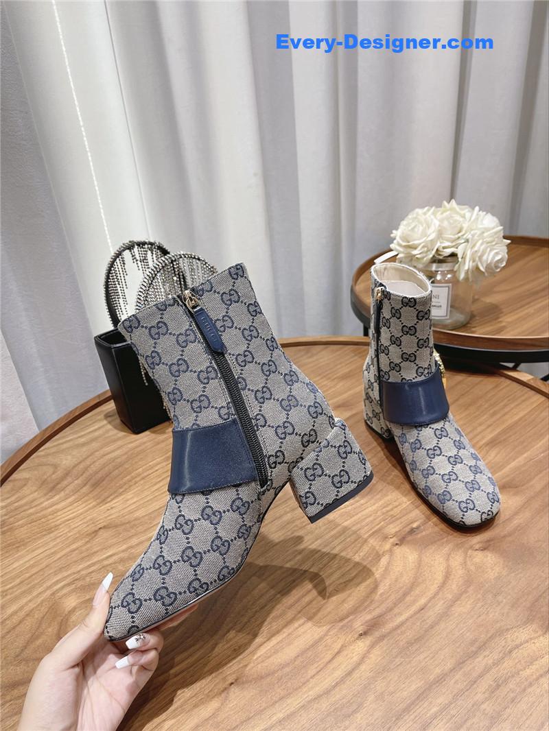 Gvc*1 double g buckle boots