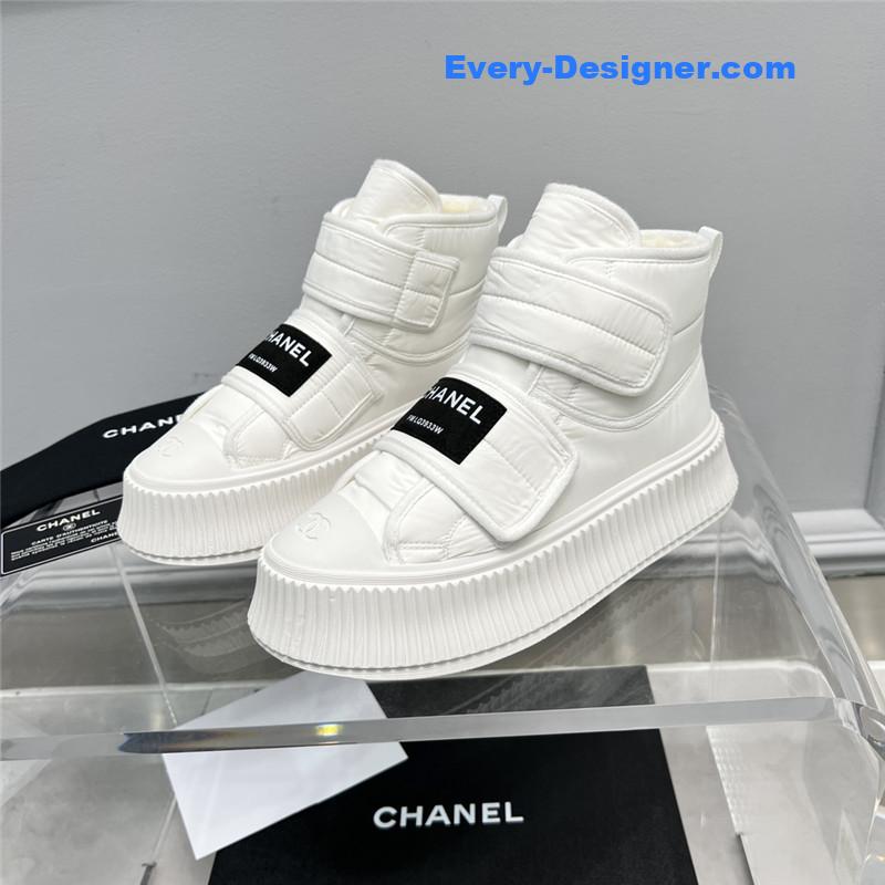 CC new casual sports style bread shoes