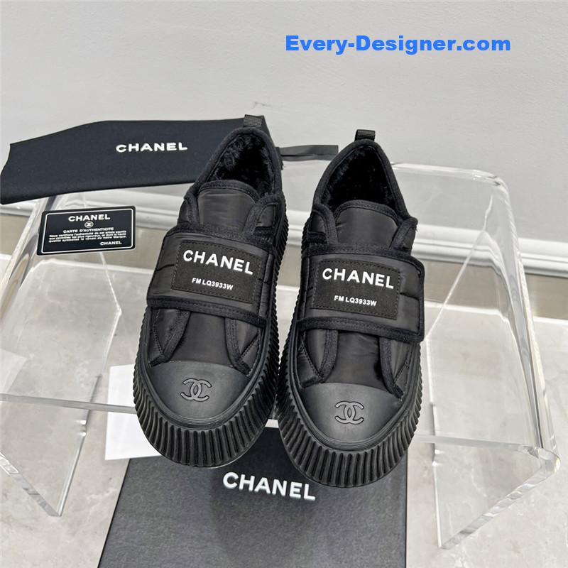 CC new casual sports style bread shoes