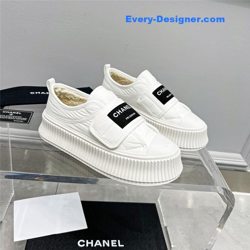 CC new casual sports style bread shoes