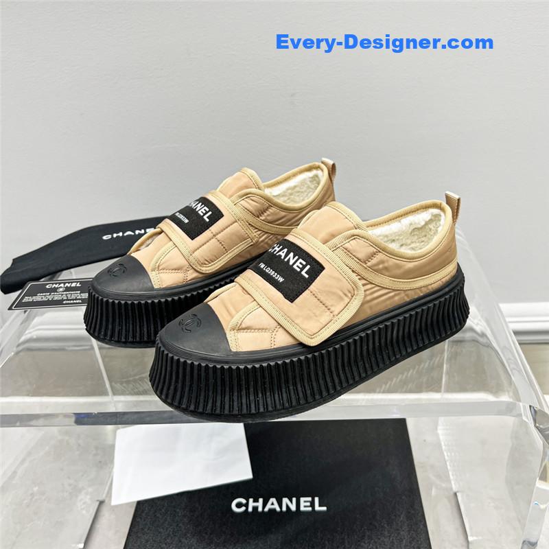 CC new casual sports style bread shoes