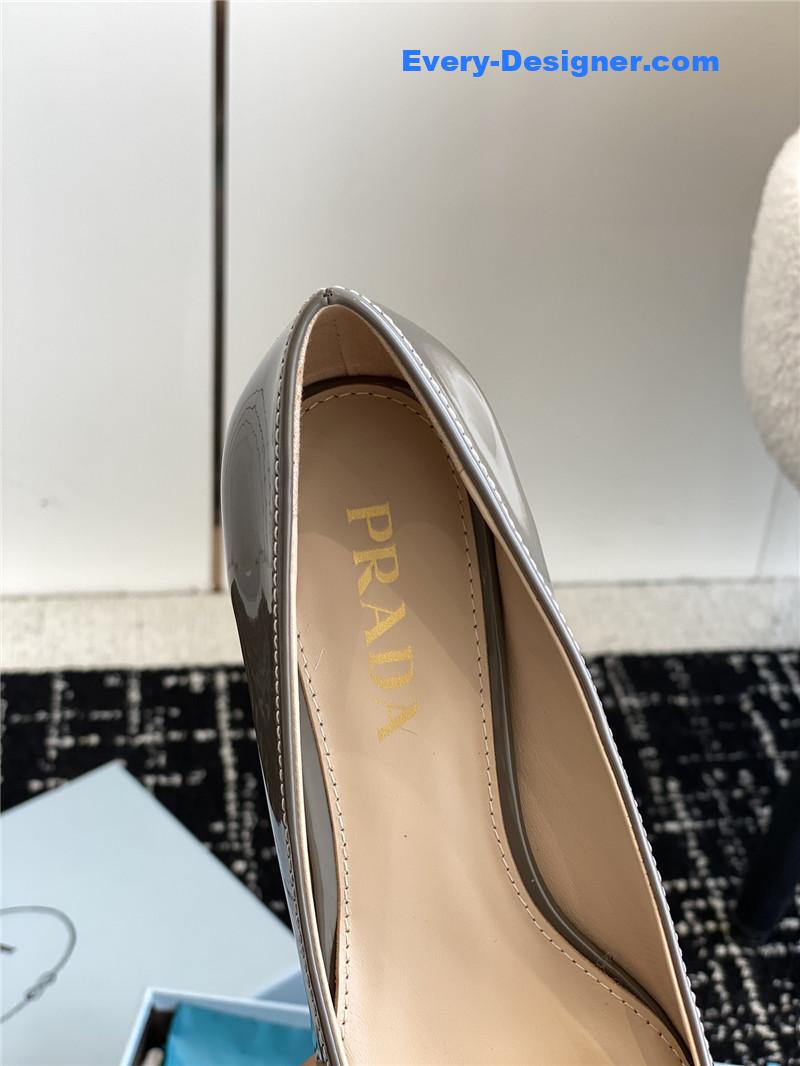 Pra*a autumn and winter classic color matching shoes