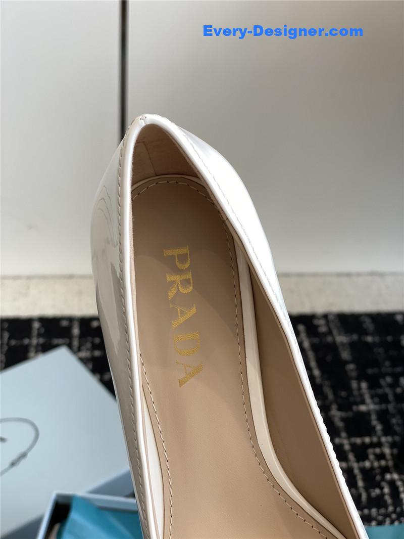 Pra*a autumn and winter classic color matching shoes