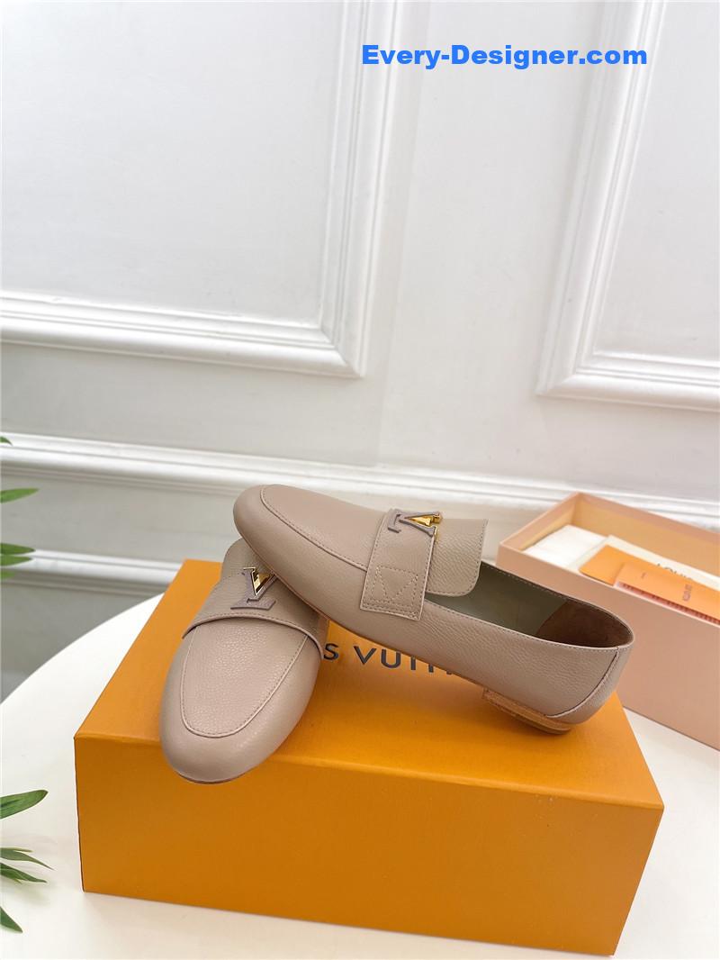 l0vis Vvtt0n lv new flat loafers
