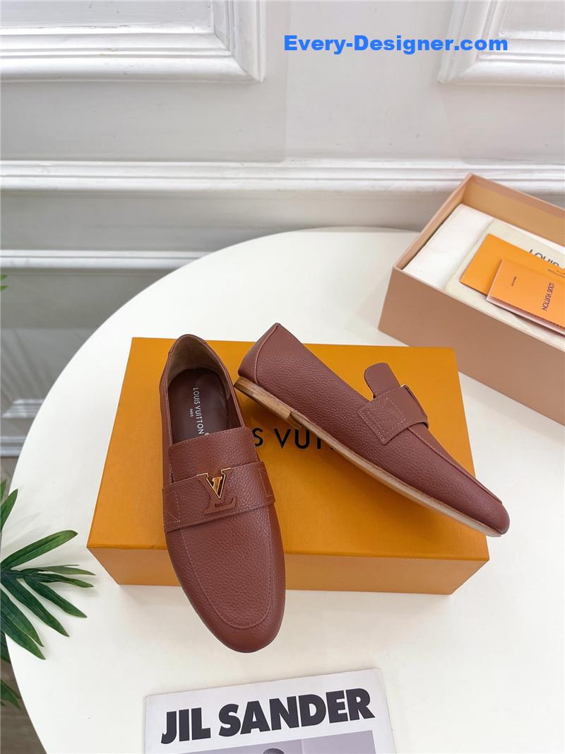 l0vis Vvtt0n lv new flat loafers