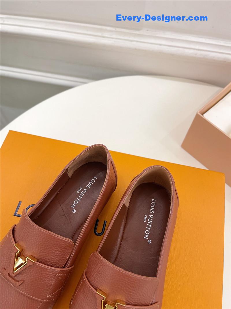 l0vis Vvtt0n lv new flat loafers