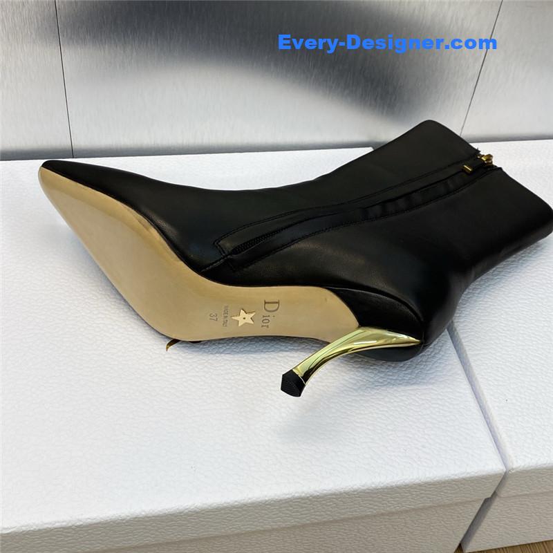 D10r martin women’s short boots