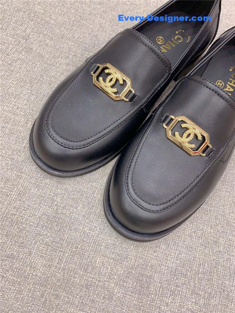 CC new flat loafers