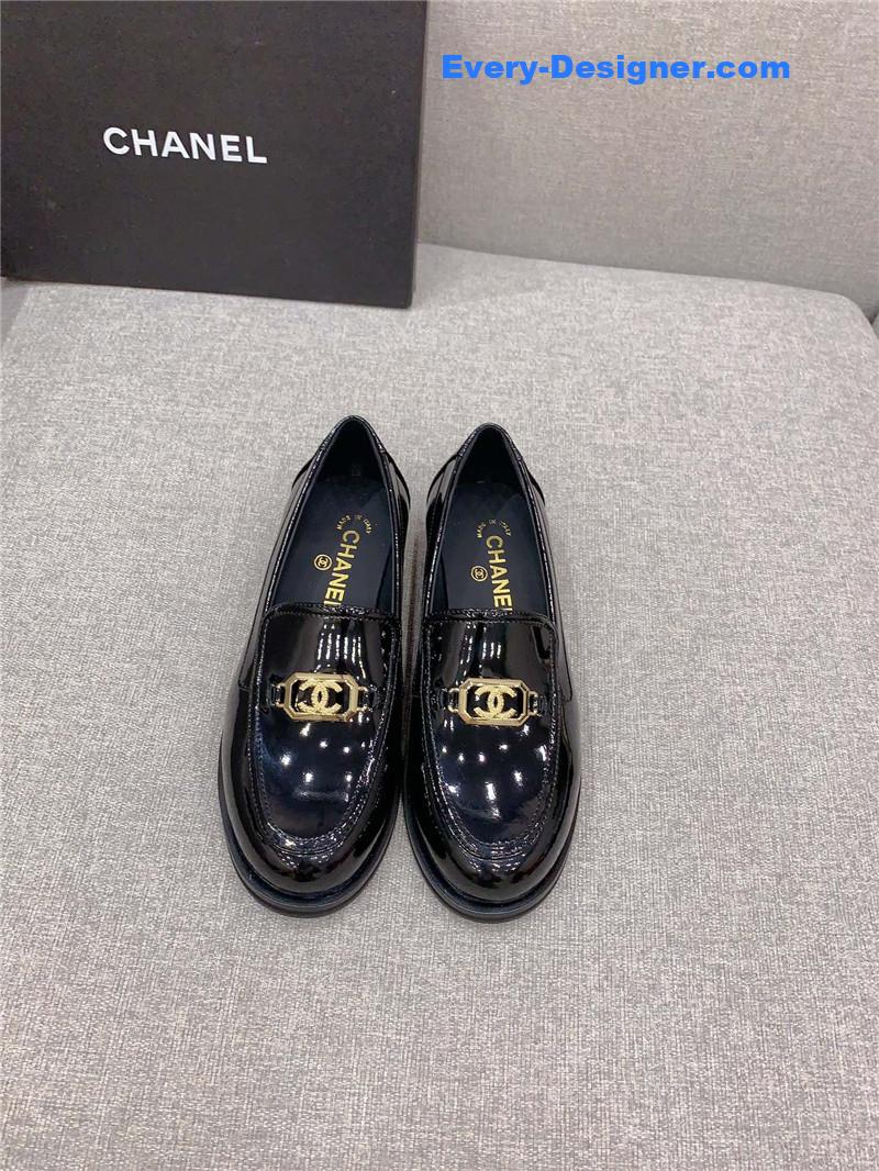 CC new flat loafers