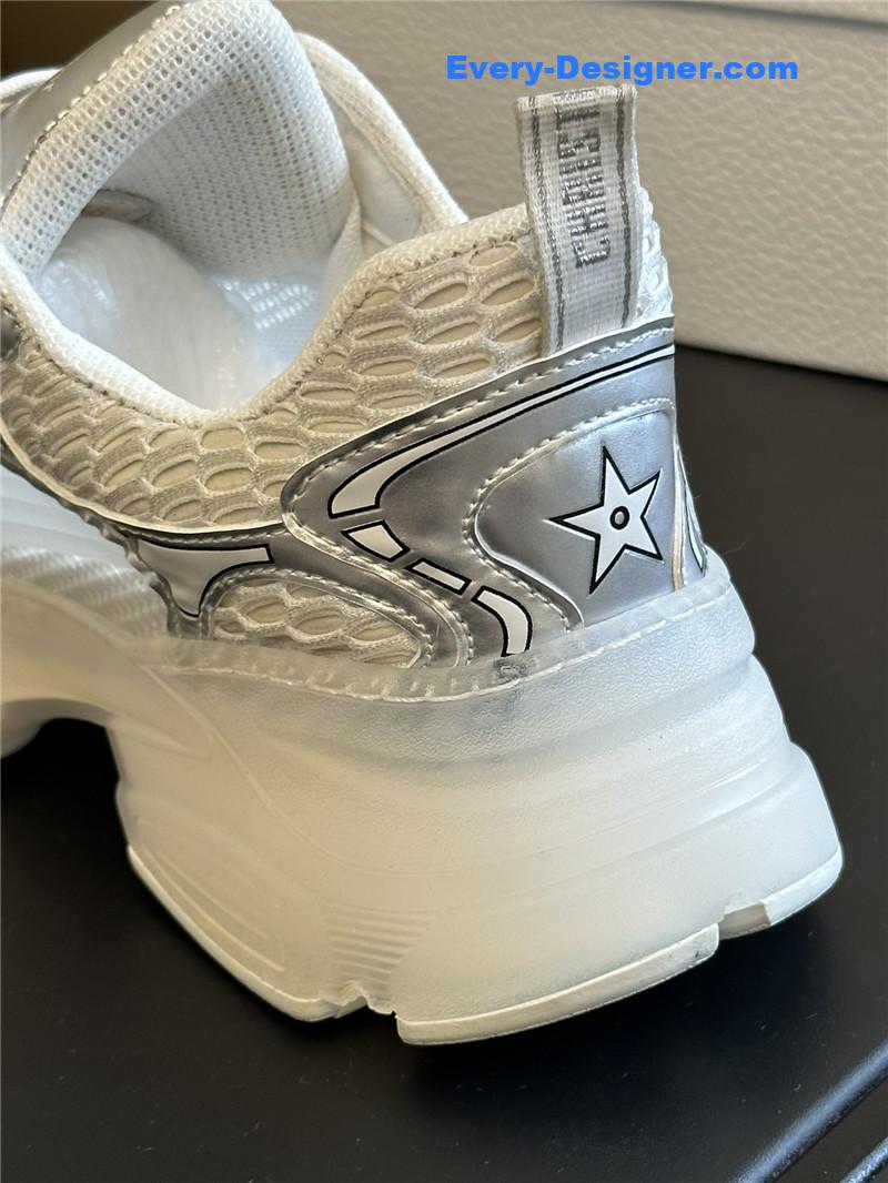 D10r vibe series presbyopic sneakers