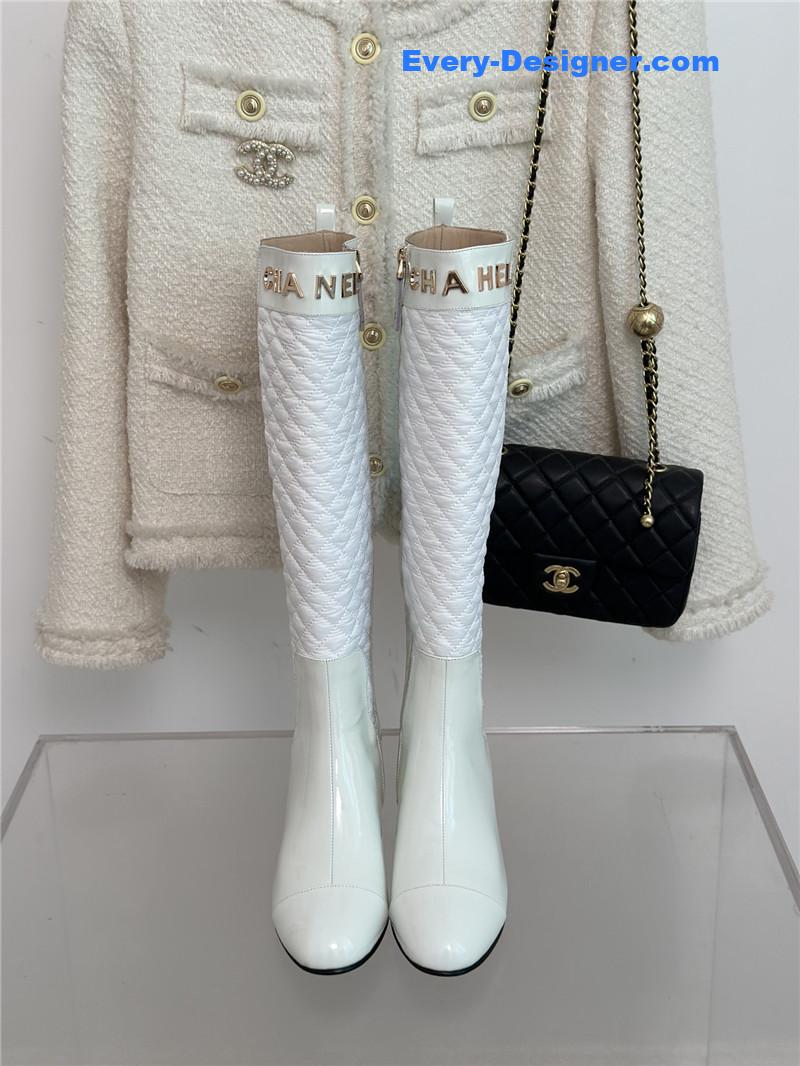 CC letter rhombus down boots