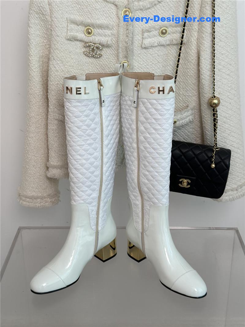 CC letter rhombus down boots