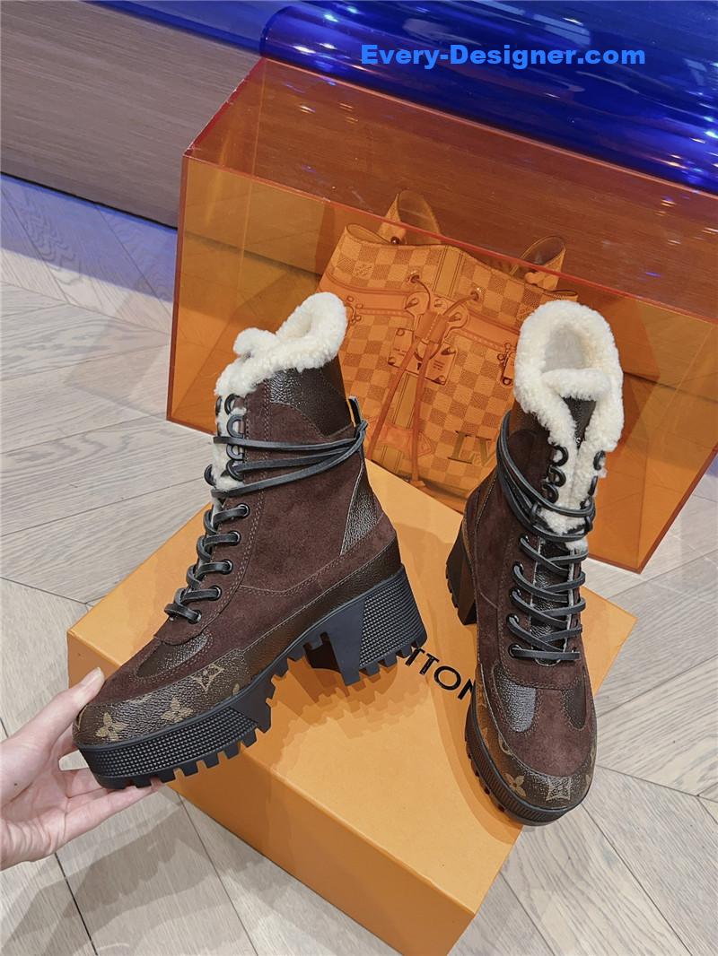 l0vis Vvtt0n lv classic high heel martin boots