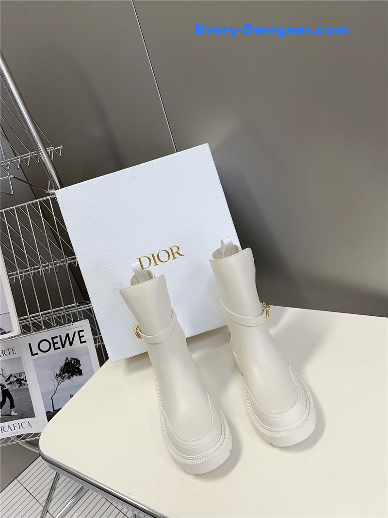 dior autumn and winter catwalk style mid-calf boots