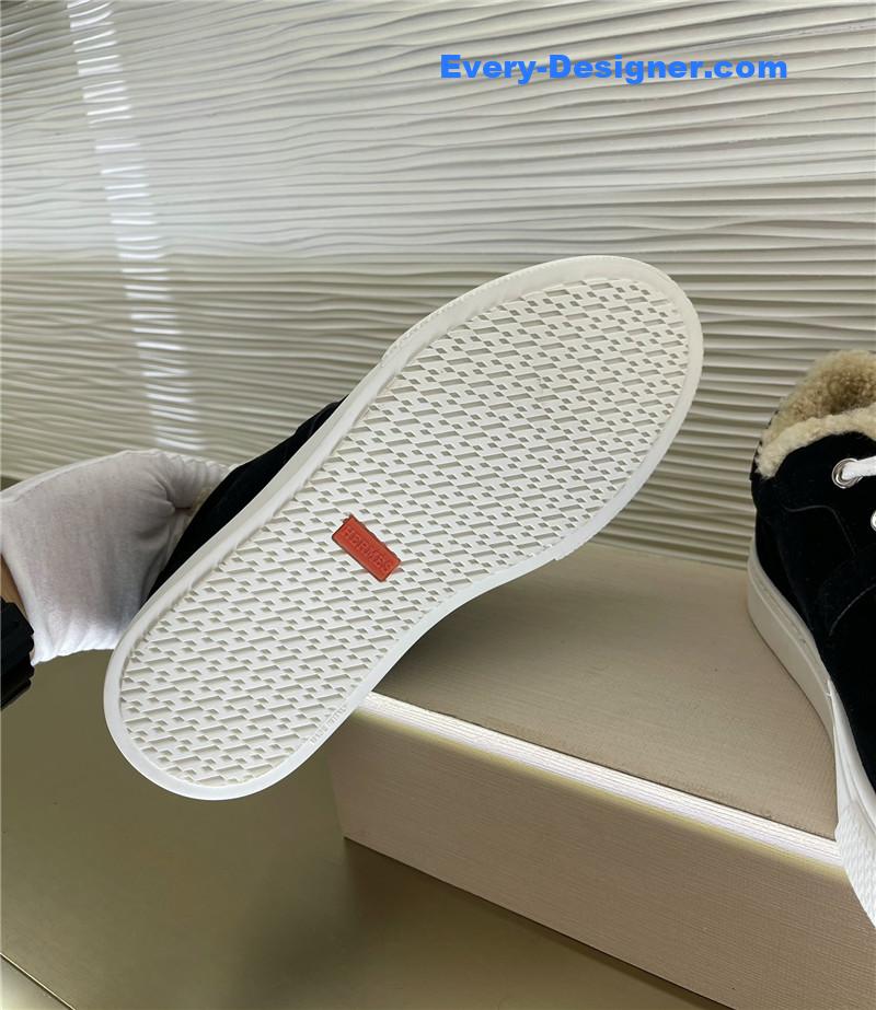 H**me5 new classic kelly buckle casual shoes