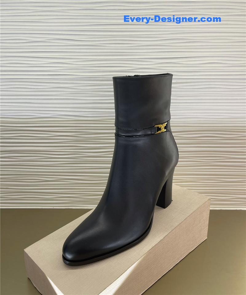 Ce1i*e padded sheepskin bronzing logo short boots