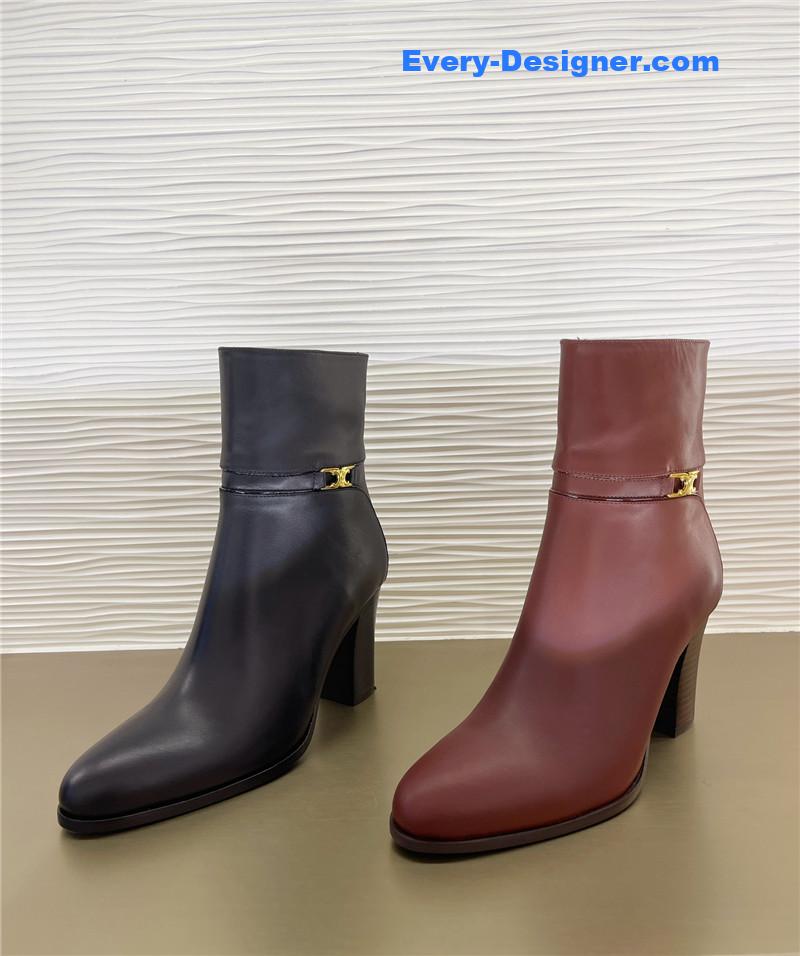 Ce1i*e padded sheepskin bronzing logo short boots