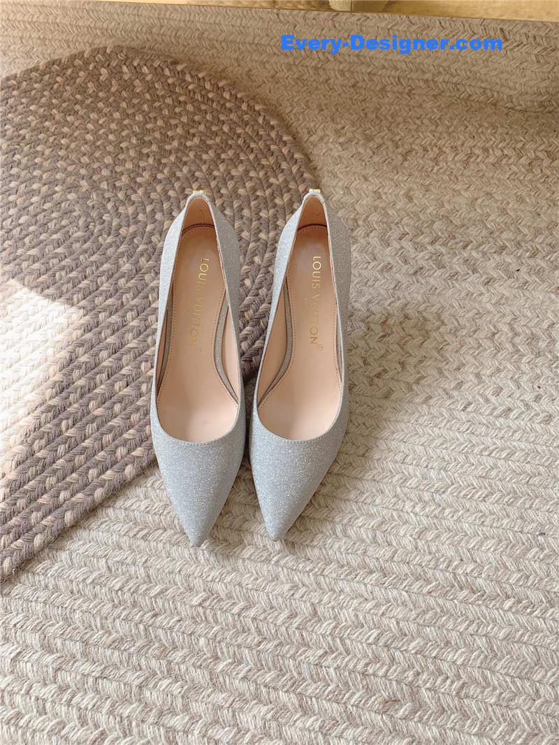 l0vis Vvtt0n lv new blossom high heels