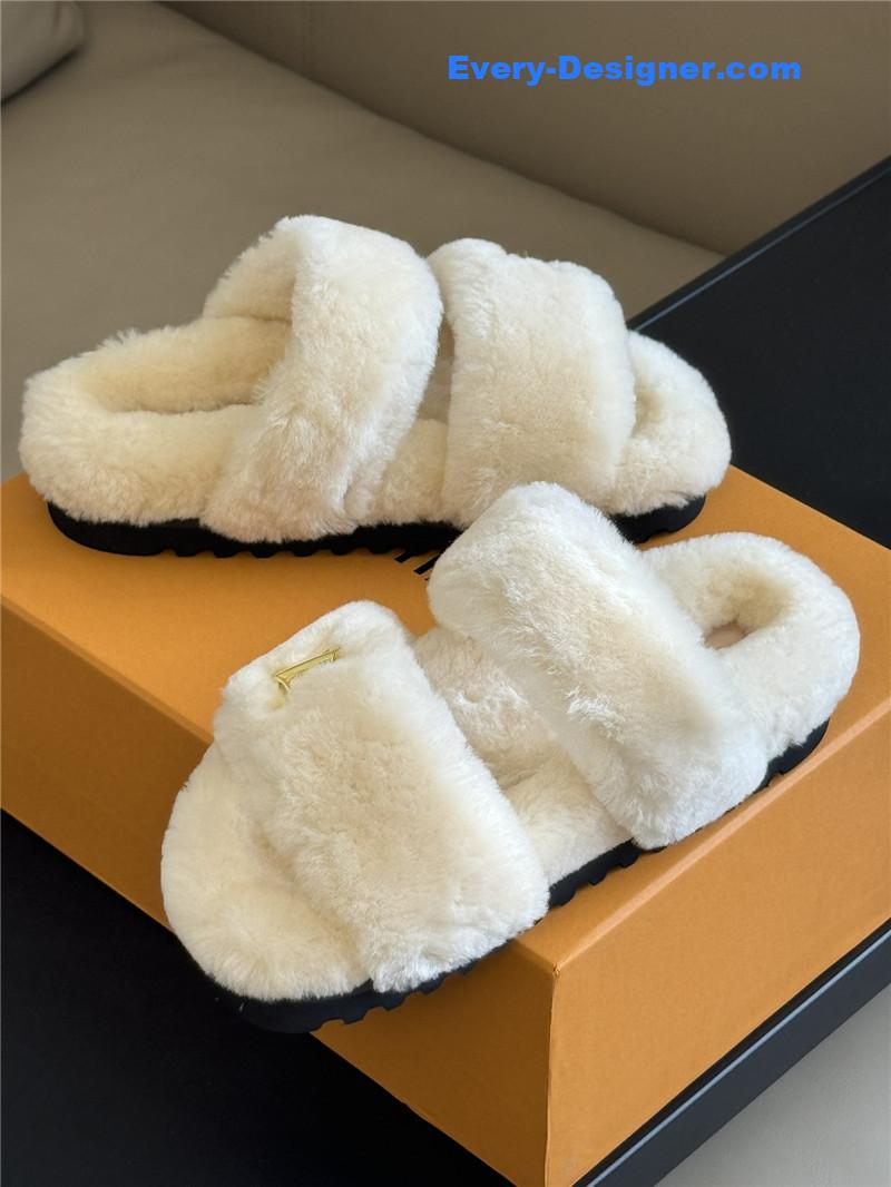 l0vis Vvtt0n lv new wool slippers