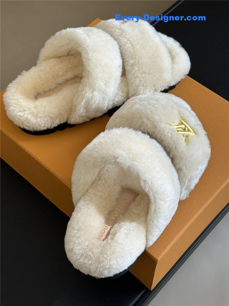 l0vis Vvtt0n lv new wool slippers