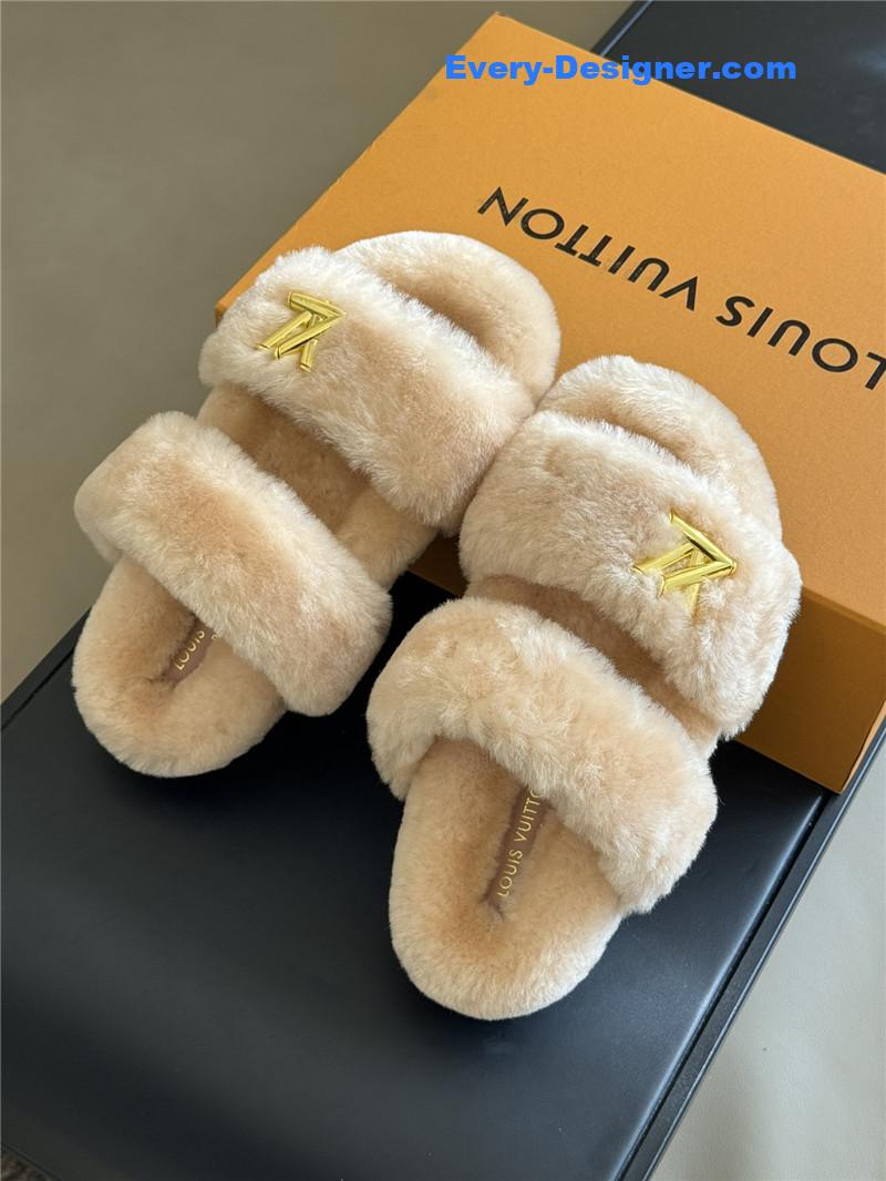 l0vis Vvtt0n lv new wool slippers