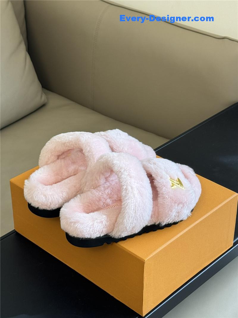 l0vis Vvtt0n lv new wool slippers