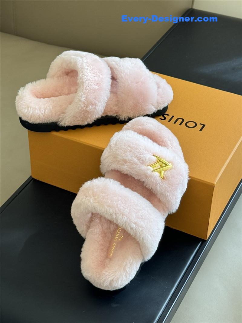 l0vis Vvtt0n lv new wool slippers