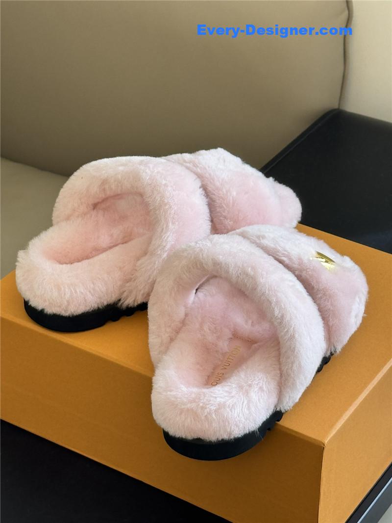l0vis Vvtt0n lv new wool slippers